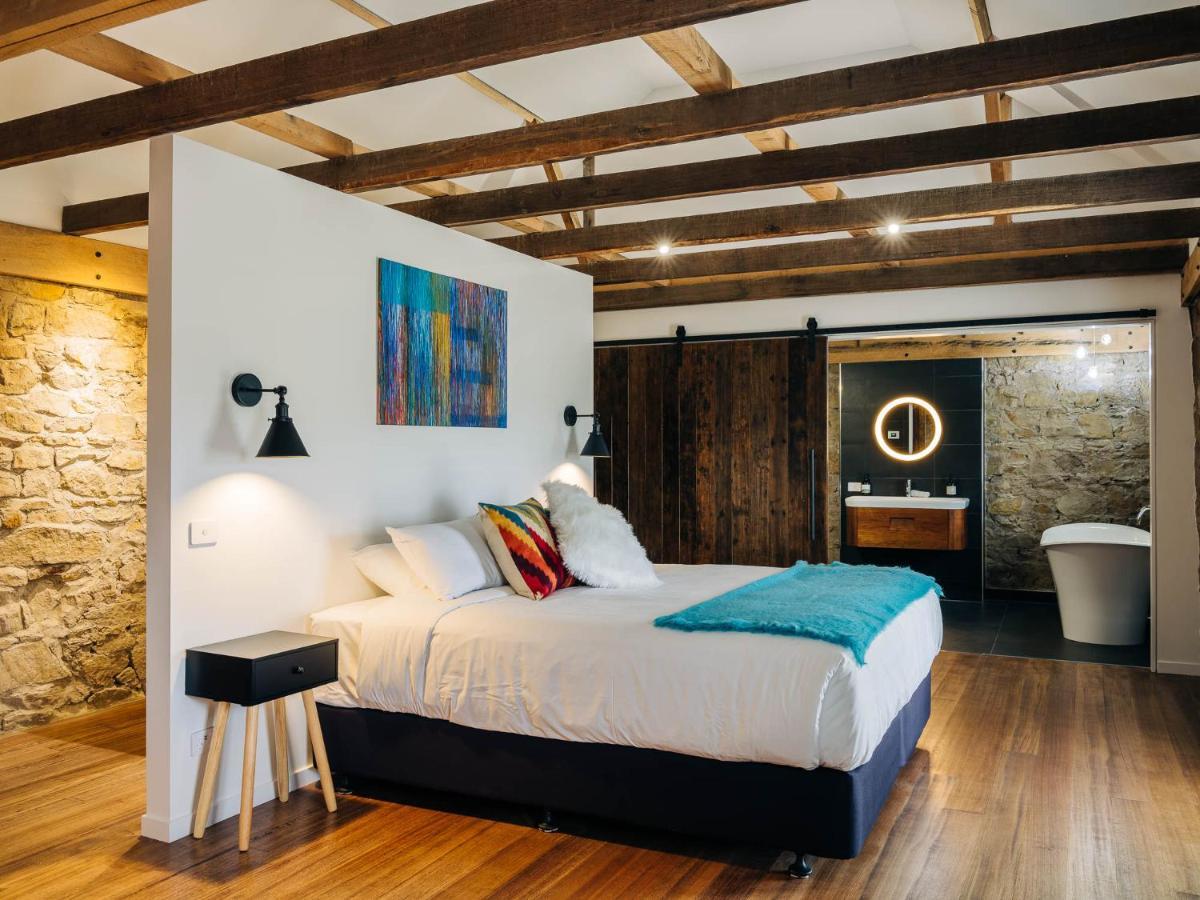 Barracks Bed & Breakfast